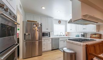 5879 Wheelhouse Ln, Agoura Hills, CA 91301