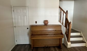 700 High St 106, Anderson, IN 46012