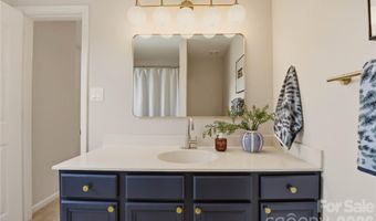 1514 Sylvia Ct, Charlotte, NC 28205