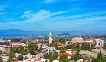 2 Panoramic Way 301, Berkeley, CA 94704