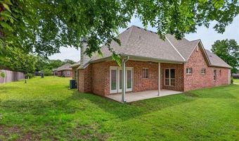 3224 Boardwalk Ct, Bartlesville, OK 74006