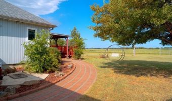 1011 12000 Rd, Altamont, KS 67330