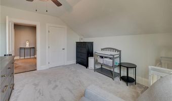 499 Seven Mile Rd, Cranston, RI 02831
