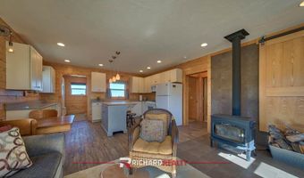 52 Road 8UC, Clark, WY 82435