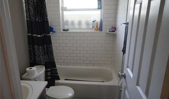 229 Solon Dr, Ballwin, MO 63021