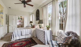 217 St Charles St, Bay St. Louis, MS 39520