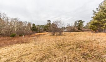 28 Old Summit Rd, Coventry, RI 02827
