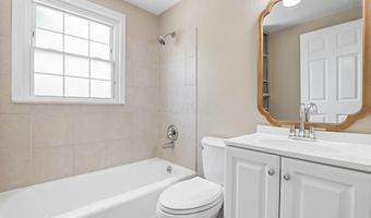 3022 Templeton Rd, Columbus, OH 43209