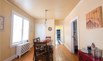 44 Hammond St, Newport, RI 02840