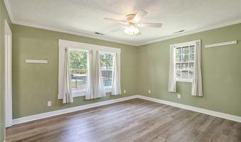 157 Flat Rock Ln, Aberdeen, NC 28315