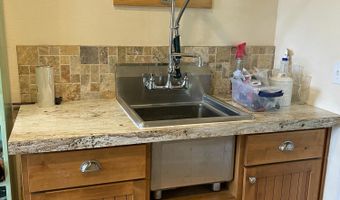 6609 County Road O-535, Ava, MO 65608