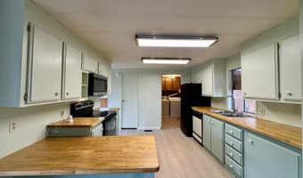 1029 FIFIELD St, Brookings, OR 97415