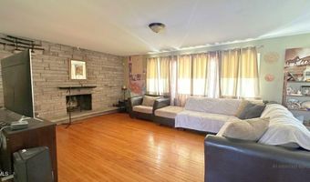 20 Danielwood Dr, Albany, NY 12211