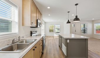 125 Fireman Row, Dayton, NV 89403