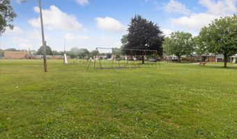 9629 Carter Ave, Allen Park, MI 48101
