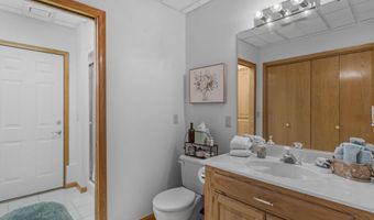 3988 N Farm Road 35, Ash Grove, MO 65604