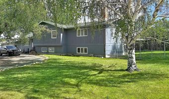 155 E Keays St, Buffalo, WY 82834