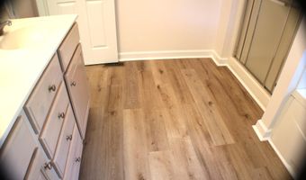 121 CROOM MILLS Dr, Hockessin, DE 19707