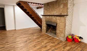 44 Pavilion Ave, Cranston, RI 02920
