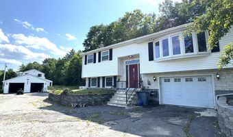 902 Eastern Ave, Augusta, ME 04330
