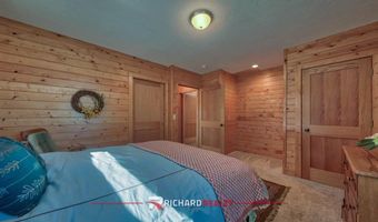 52 Road 8UC, Clark, WY 82435