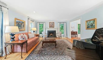 28 Royle Rd, Darien, CT 06820