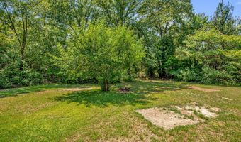 157 Flat Rock Ln, Aberdeen, NC 28315