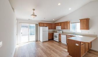 3806 Avalon Ave NE, Albany, OR 97322