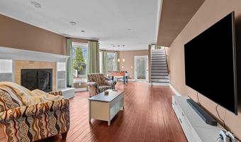 140 RIVER Dr, Appleton, WI 54915