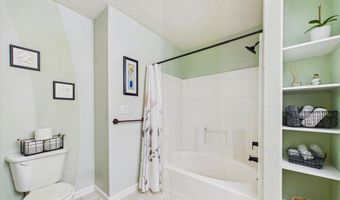 186 Lindholm Ln, Arcata, CA 95521