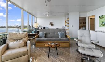 111 KAHULUI BEACH Rd A426, Kahului, HI 96732