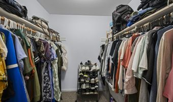 815 E Hintz Rd, Arlington Heights, IL 60004