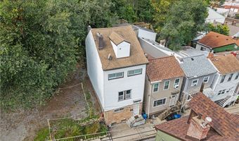 22 Eleanor St, Airville, PA 15203