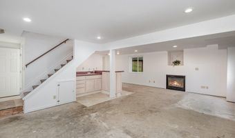 32 Bittersweet Dr, Alexandria, KY 41001