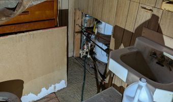 4233 Swan Lake Dr, Allegan, MI 49010