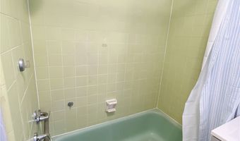 99-801 Halawa Dr, Aiea, HI 96701