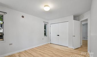 71 Hollybrook Dr, Asheville, NC 28803