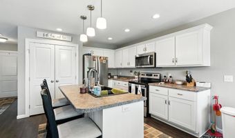 687 Sully Ct, Angola, IN 46703