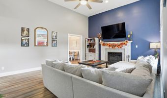 232 Charing Cross Rd, Indianapolis, IN 46217