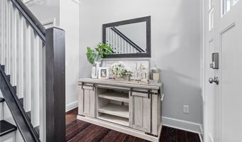 2480 Orchard Spring Cir, Alliance, OH 44601