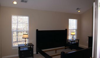43628 DUNHILL CUP Sq, Ashburn, VA 20147