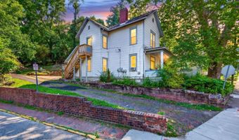 210 W State St, Athens, OH 45701