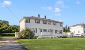 9 Chestnut Hill Rd B, Middletown, RI 02842