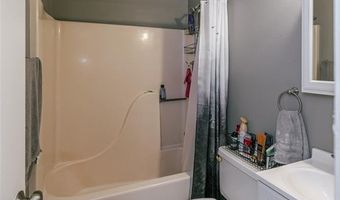 198 Seven Pines Rd, Benton, LA 71006