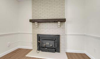 2208 Pine Knoll Ave, Columbus, OH 43229