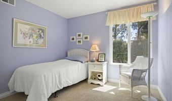 2142 Klamath Dr, Camarillo, CA 93010