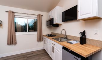 1337 Friends Way, Fallbrook, CA 92028