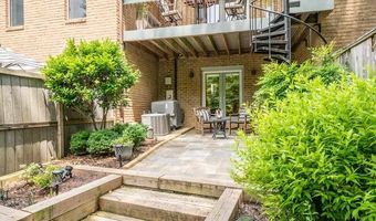 3814 N RICHMOND St, Arlington, VA 22207