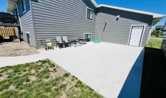 1210 NE 32nd Ave, Aberdeen, SD 57401