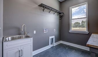 18521 Plano Trail Ln, Aurora, IN 47001
